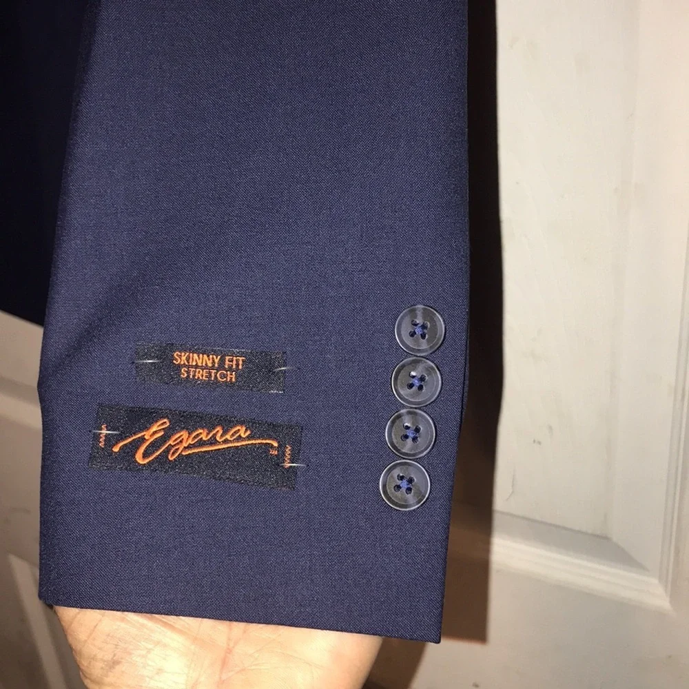 NWOT Men’s Egara Suit Jacket